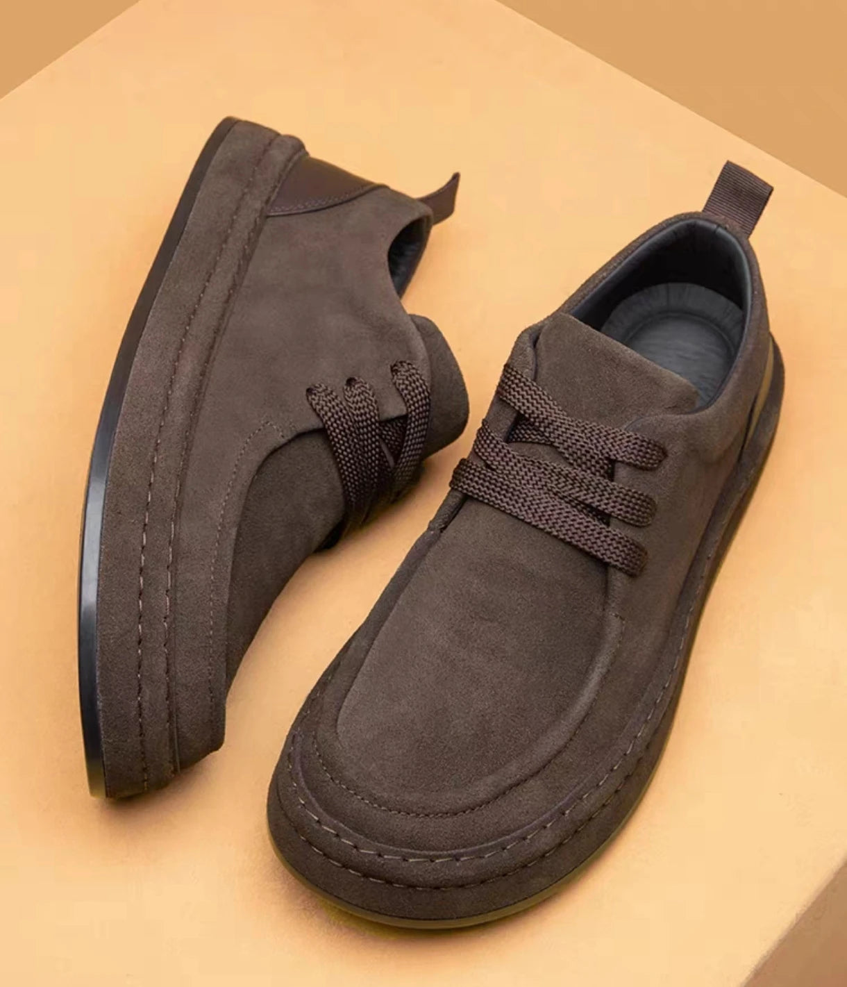 Men's Shoes Are Fashionable Brown Casual Shoes Made of Durable Suede Material Comfortable Walking Shoes Suitable for Daily Wear