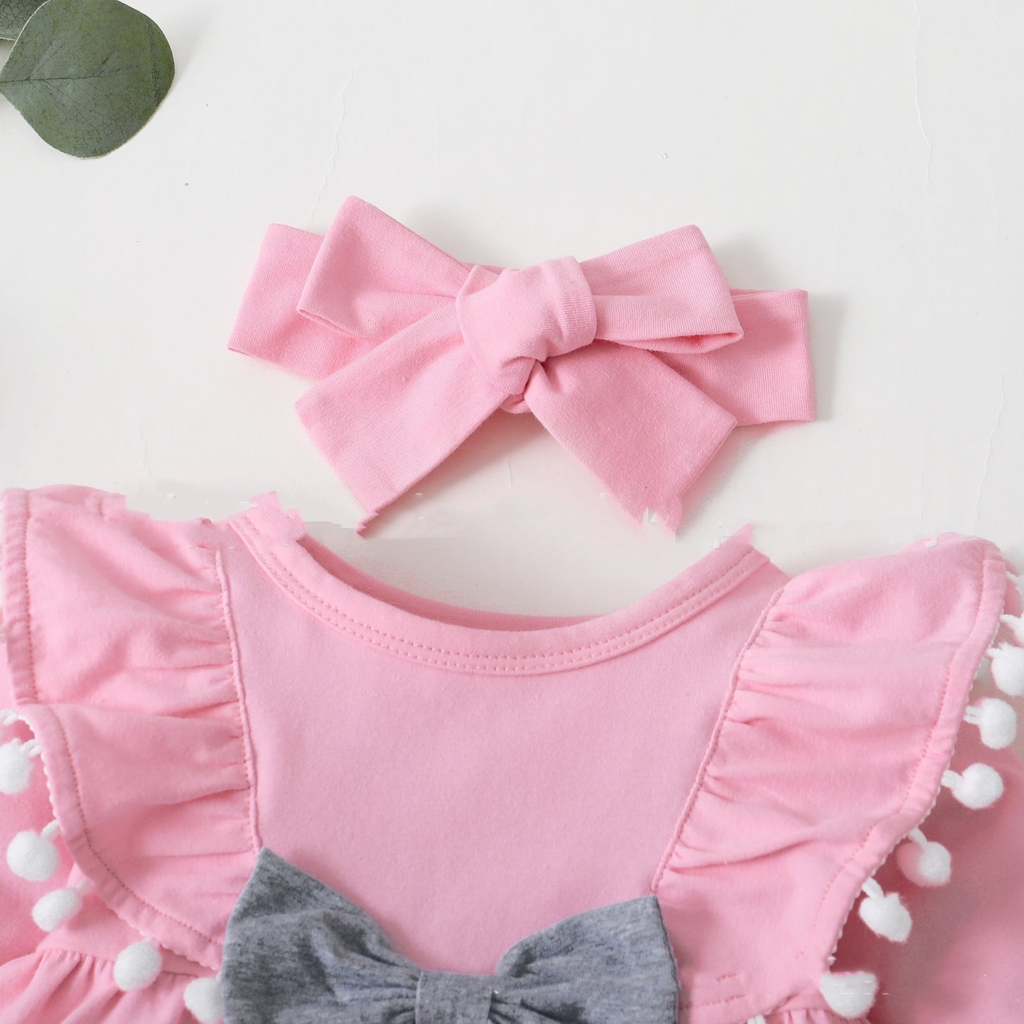 Long Sleeved Ball Fly Edge And Gray Leggings Set