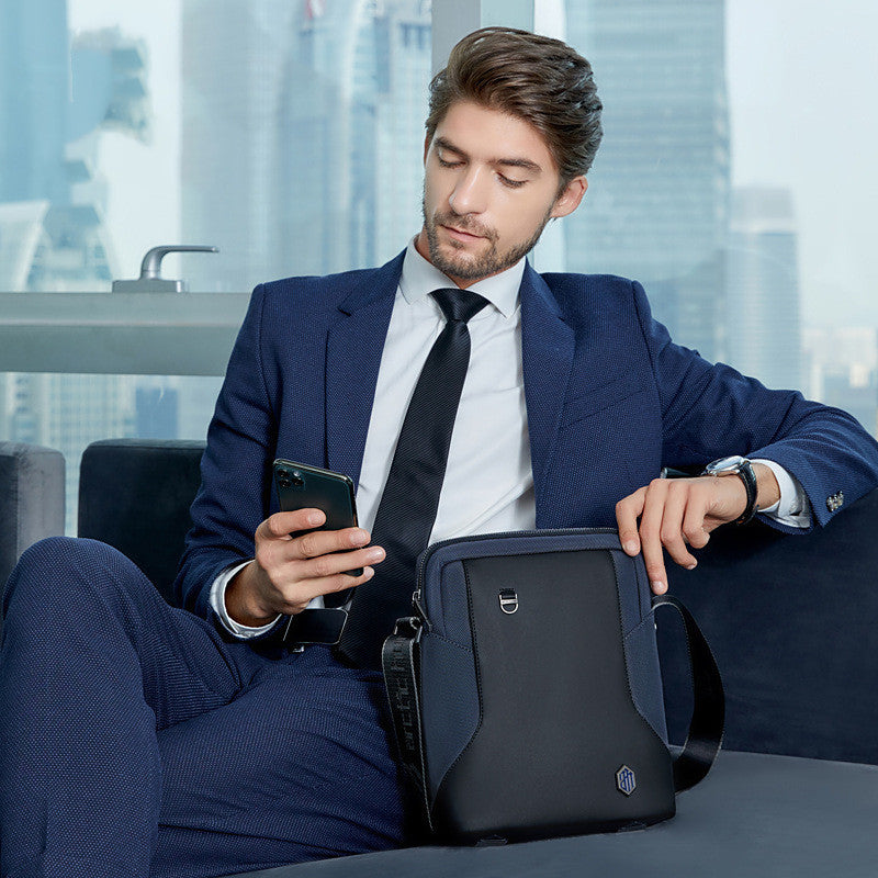 Men's Shoulder Bag Business Casual Messenger Bag Light Fashion Trendy Diagonal Small Backpack