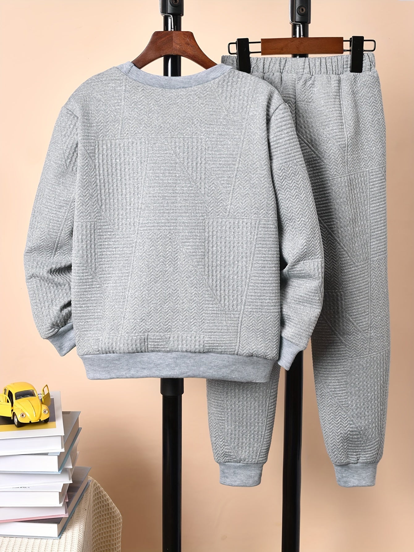 Boys' Stylish Long Sleeve Sweatshirt & Jogger Pants Set - Cozy Fleece-Lined Casual Outfit with "STRENGTH" Print, Brown & Color Block Design, Perfect for Fall/Winter, Boys Clothes, Autumn Clothes For Boys, Winter Clothes For B