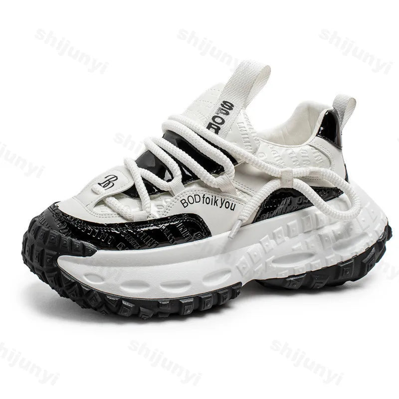 New Thick Soled Height Increasing Men's Casual Shoes 2025 Spring Color Blocked Comfortable Fashion Trend Low Cut Chunky sneakers