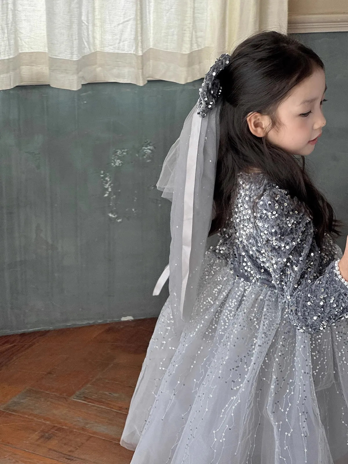 Winter Baby Girls Sequin Work Fleece Lined 4-Layer Mesh Zip Back Dresses with Head Veil Kids Outfit Children Sweet Skirt 2-8 Yr