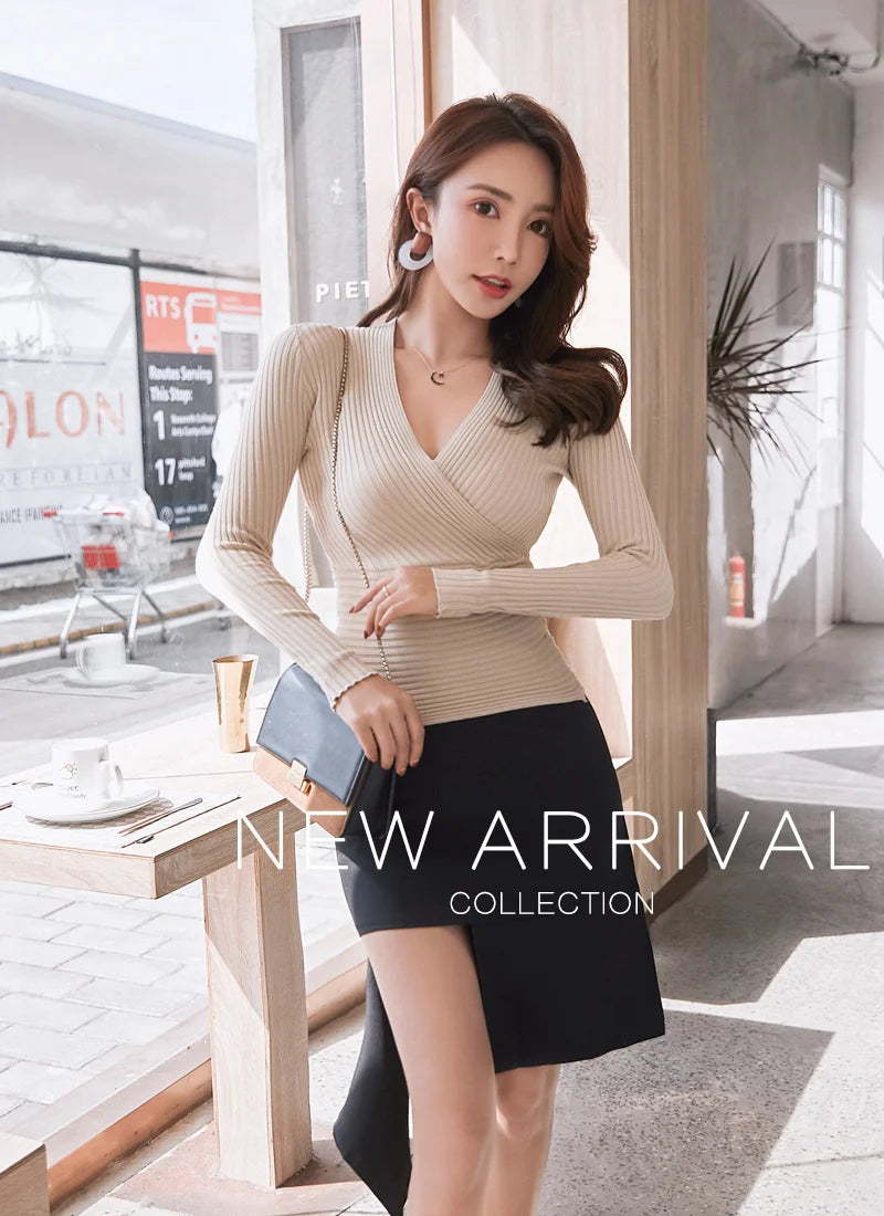 Short Basic Sweaters Women 2025 Sexy Deep V Neck Sweater Women's Pullover Slim Bottoming Sweaters Female Elastic Cotton Tops
