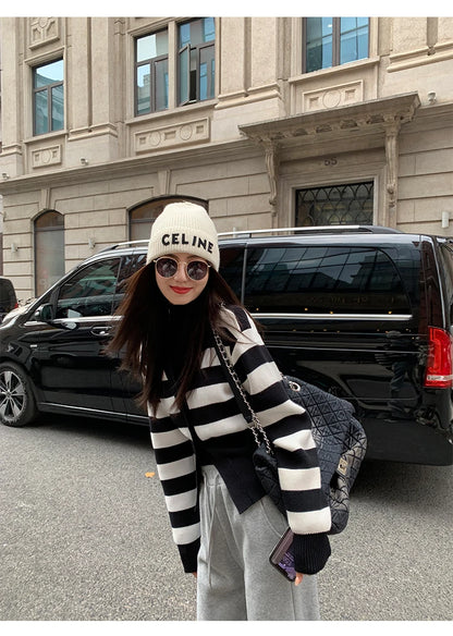 Zjaiss 2025 Autumn Winter Elegance Solid Color V-neck Sweater Knitted Casual Cardigan Unique And Niche Slim Fit Tops