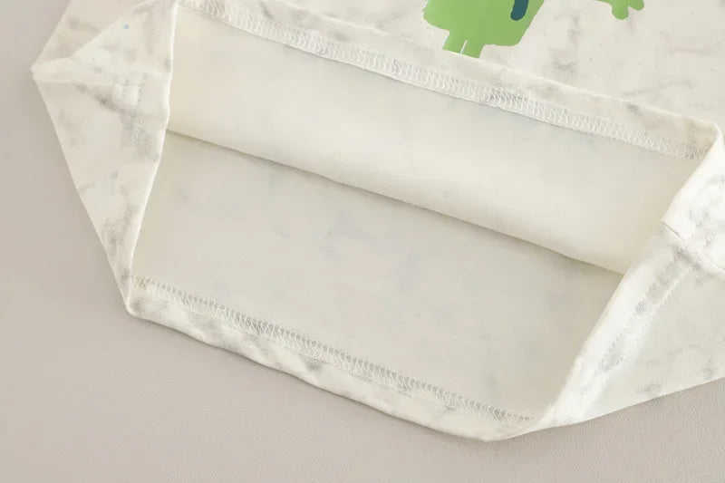 Boys' summer outfit set, baby's summer short sleeved two-piece set, children's Korean cartoon children's clothing, shorts