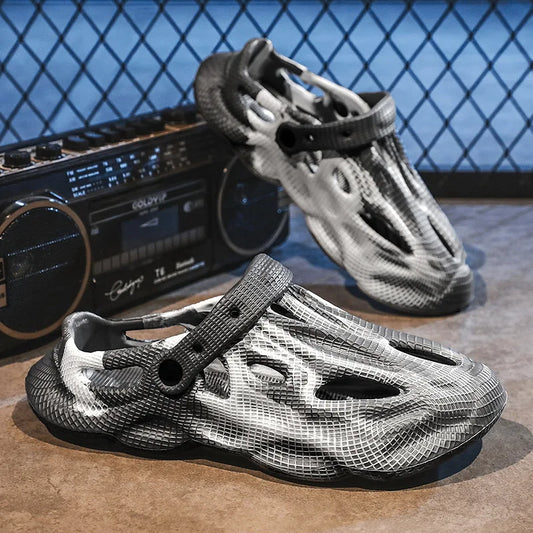 Men's Slippers New 2025 Platform Sandals for Men Anti-slip Mens Shoes Man Wearing Outside Summer Hollow Breathable Flat Pvc