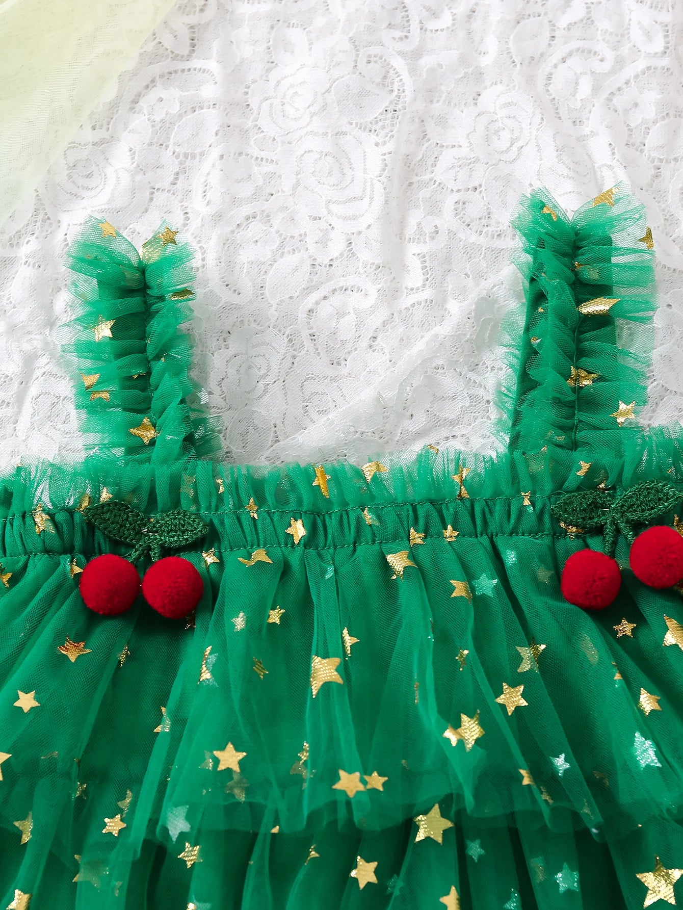 Girls' summer fashion and simplicity: five-pointed star printed cake dress, princess mesh puffy dress, cute halter dress