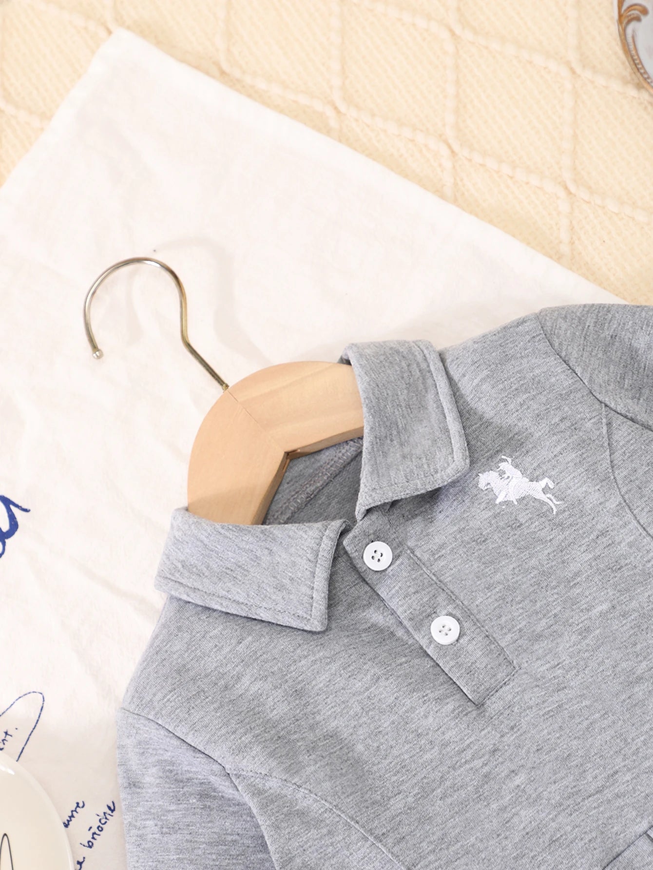 Autumn And Winter Girls' School-Style Dress For Outdoor Travel Grey Lapel Embroidered Long-Sleeved Pleated One-Piece Dress