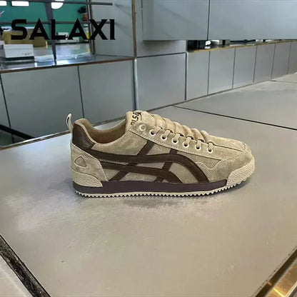 White Canvas Shoes Breathable Casual Shoes Korean Men Slip-on Couples Sneakers Comfortable Outdoor Sneakers Walking Flats Shoes