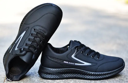 Men's shoes for autumn and winter are waterproof, versatile, anti-slip, sports and casual shoes, and men's low-top running shoes