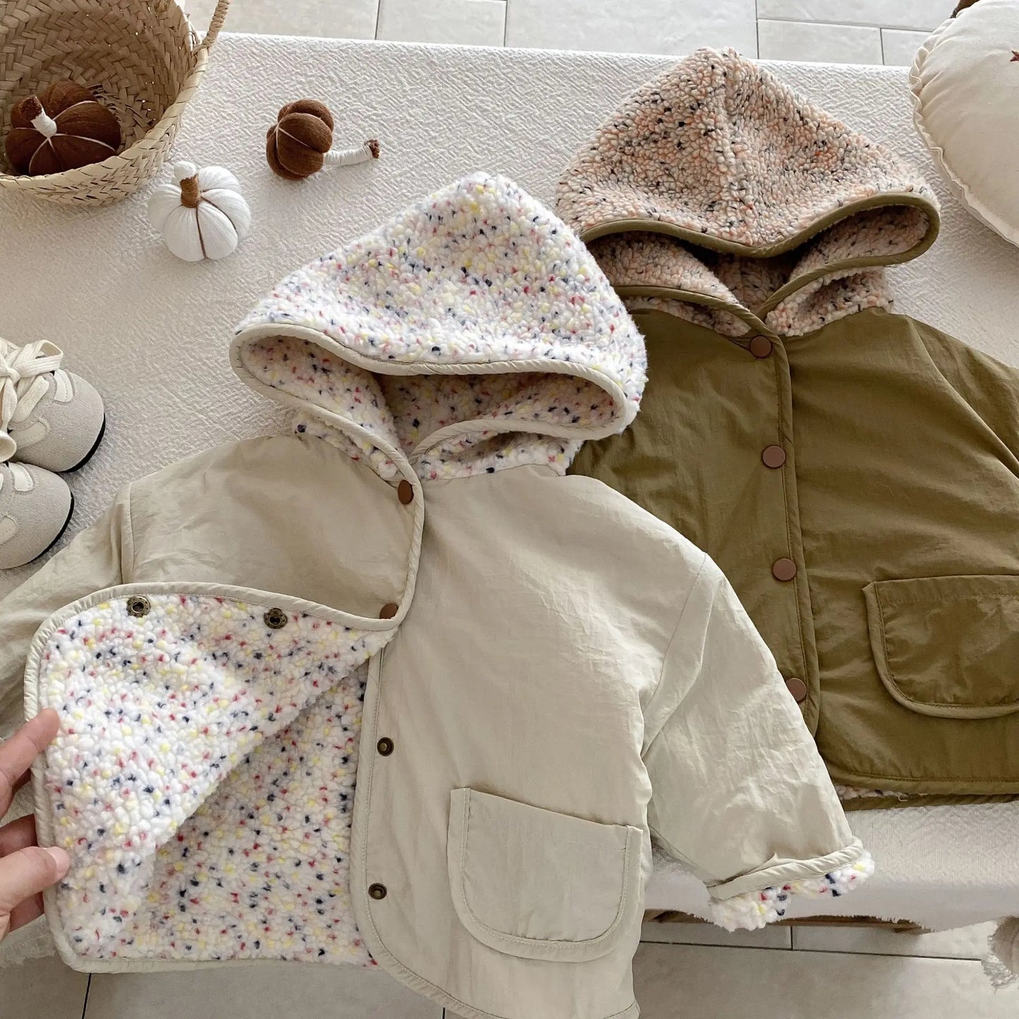 Kids Winter Jacket for Boy 1-6Y Girls Children's Coats Reversible Hooded Jacket Thickened Fleece Lined 2 Way Wear Warm Outerwear