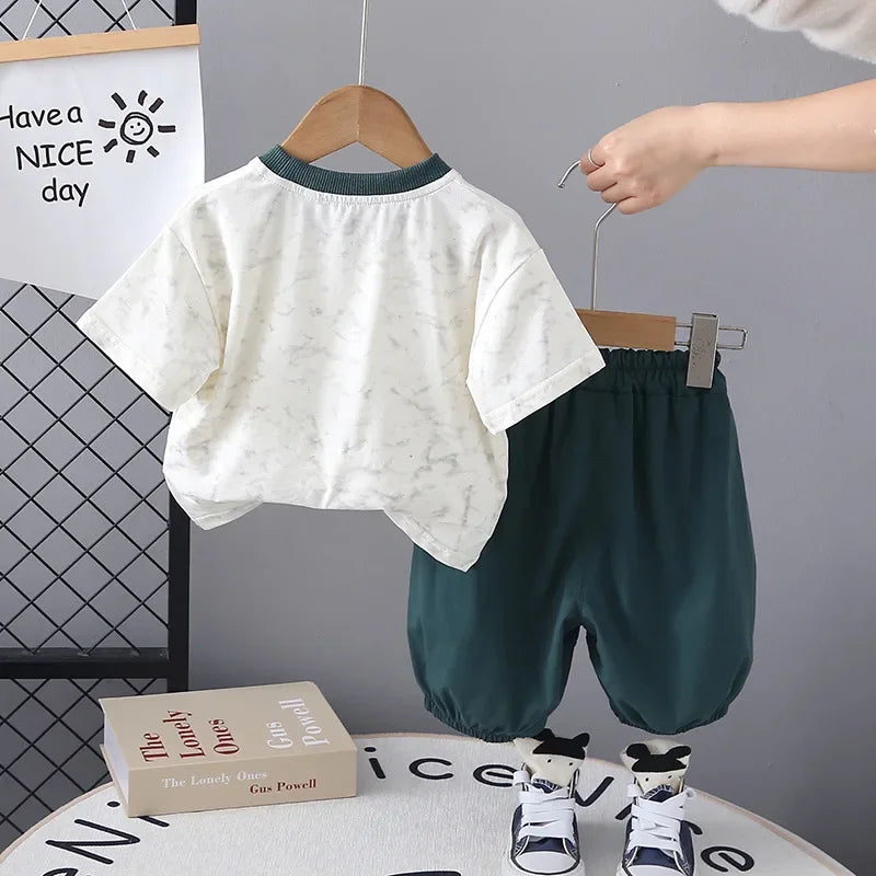 Boys' summer outfit set, baby's summer short sleeved two-piece set, children's Korean cartoon children's clothing, shorts