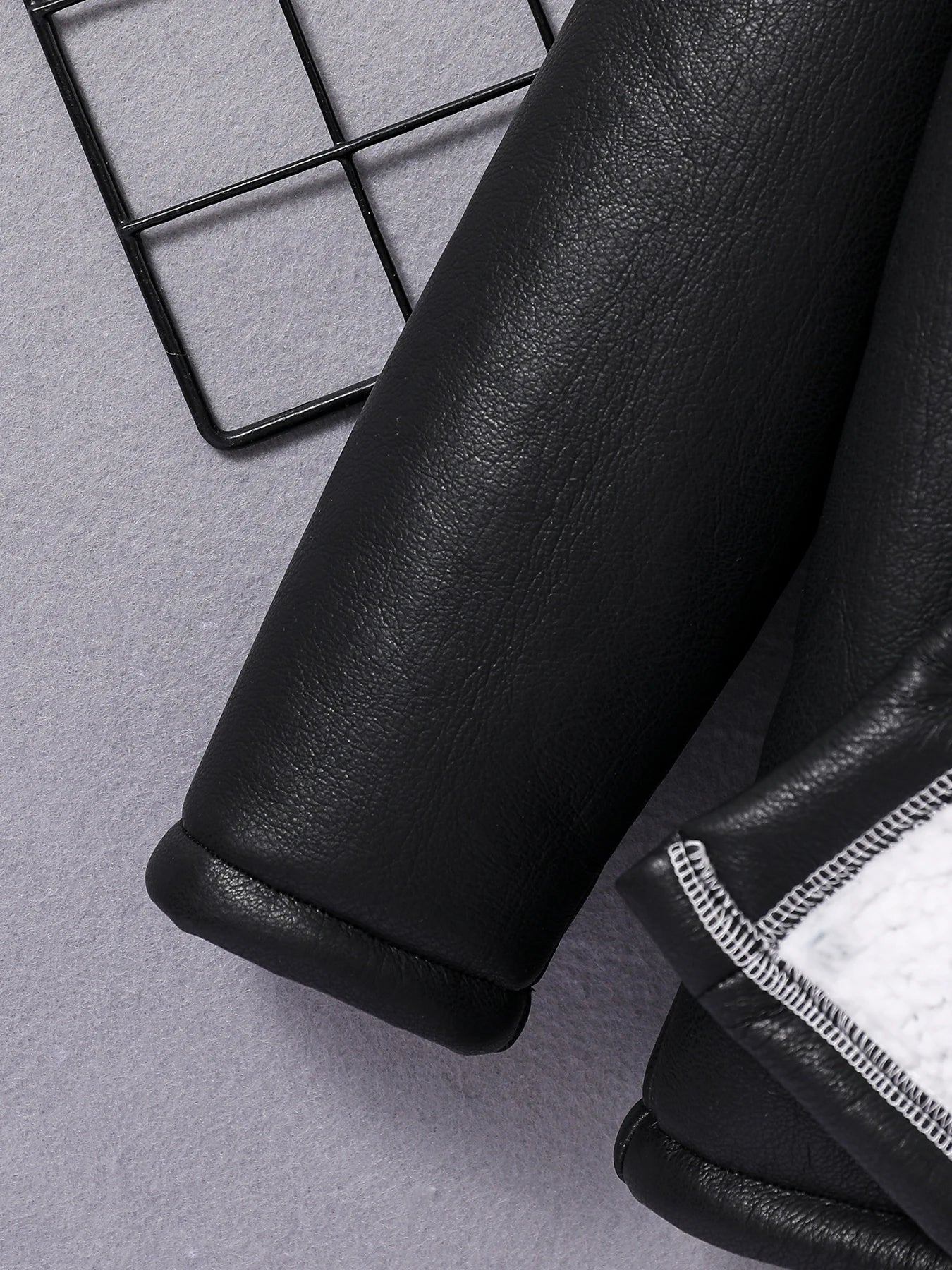 Fall/Winter Boys fashion hooded PU leather black button-lined wool top