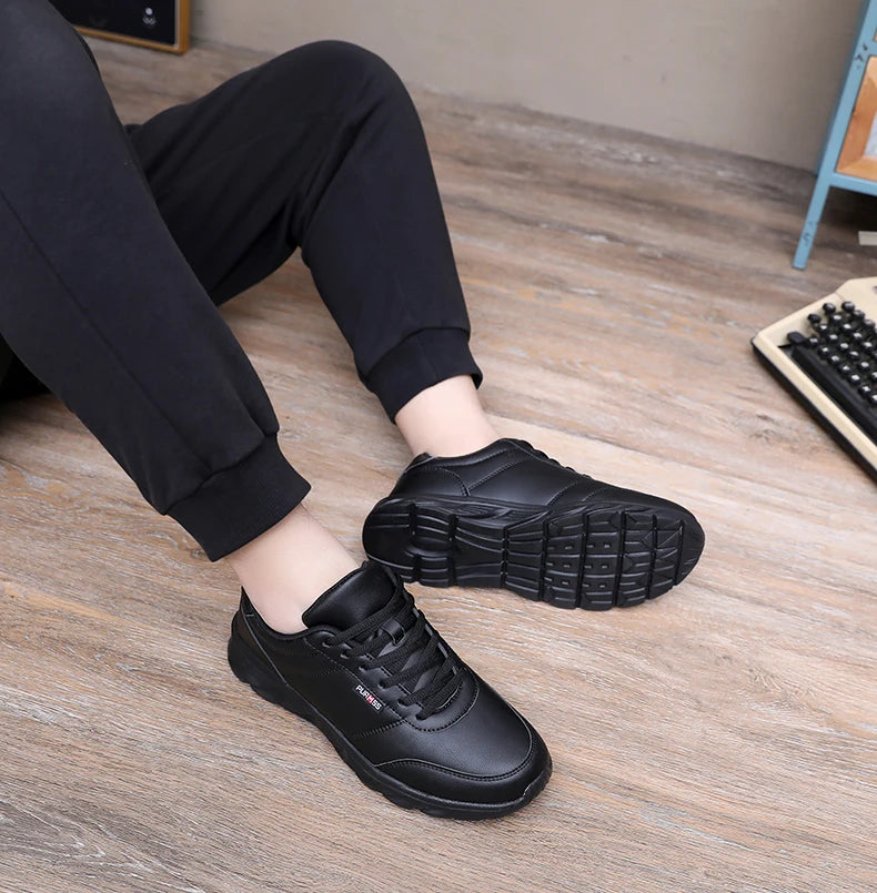 Men Shoes Soft Moccasin Shoes Comfortable Casual Shoes for Men Solid Black White Walking Men Sneakers Footwear Plus Size 39-46