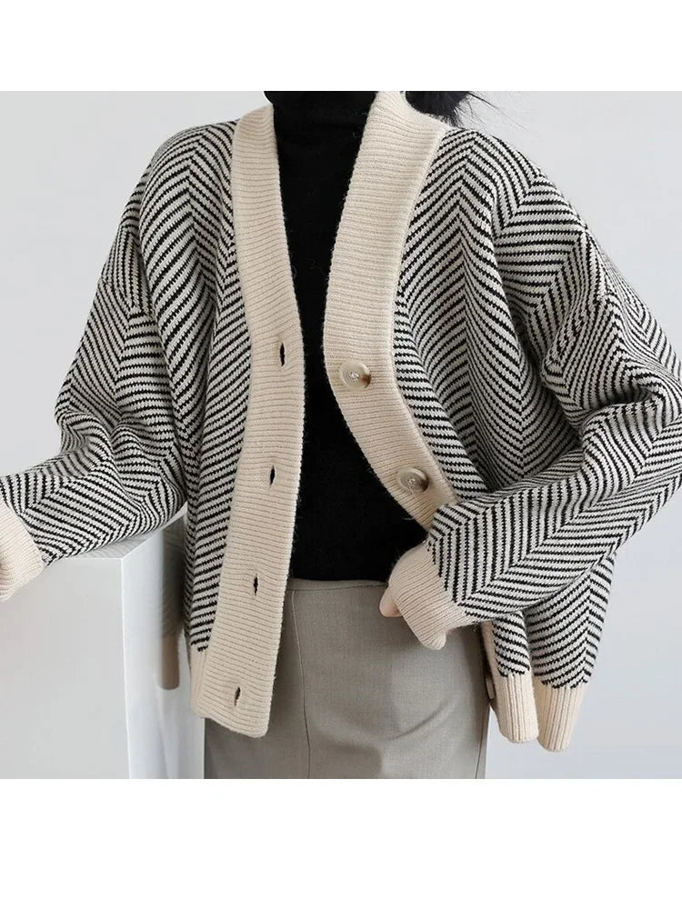 Winter Women Casual Striped Loose Cardigan Sweater V Neck Bottons Sweater Autumn Long Sleeve Knitted Coat Elegant Winter Clothes