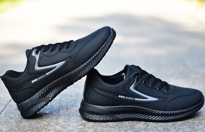 Men's shoes for autumn and winter are waterproof, versatile, anti-slip, sports and casual shoes, and men's low-top running shoes