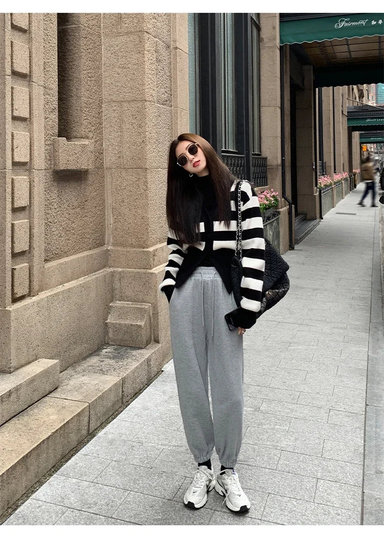 Zjaiss 2025 Autumn Winter Elegance Solid Color V-neck Sweater Knitted Casual Cardigan Unique And Niche Slim Fit Tops