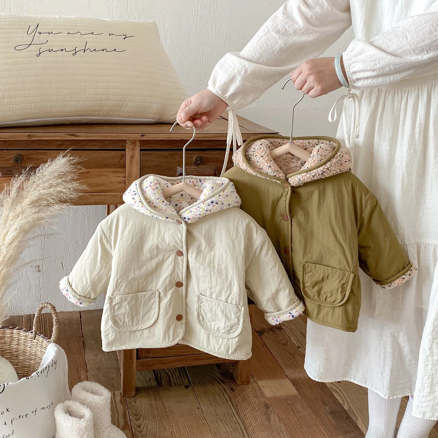 Kids Winter Jacket for Boy 1-6Y Girls Children's Coats Reversible Hooded Jacket Thickened Fleece Lined 2 Way Wear Warm Outerwear