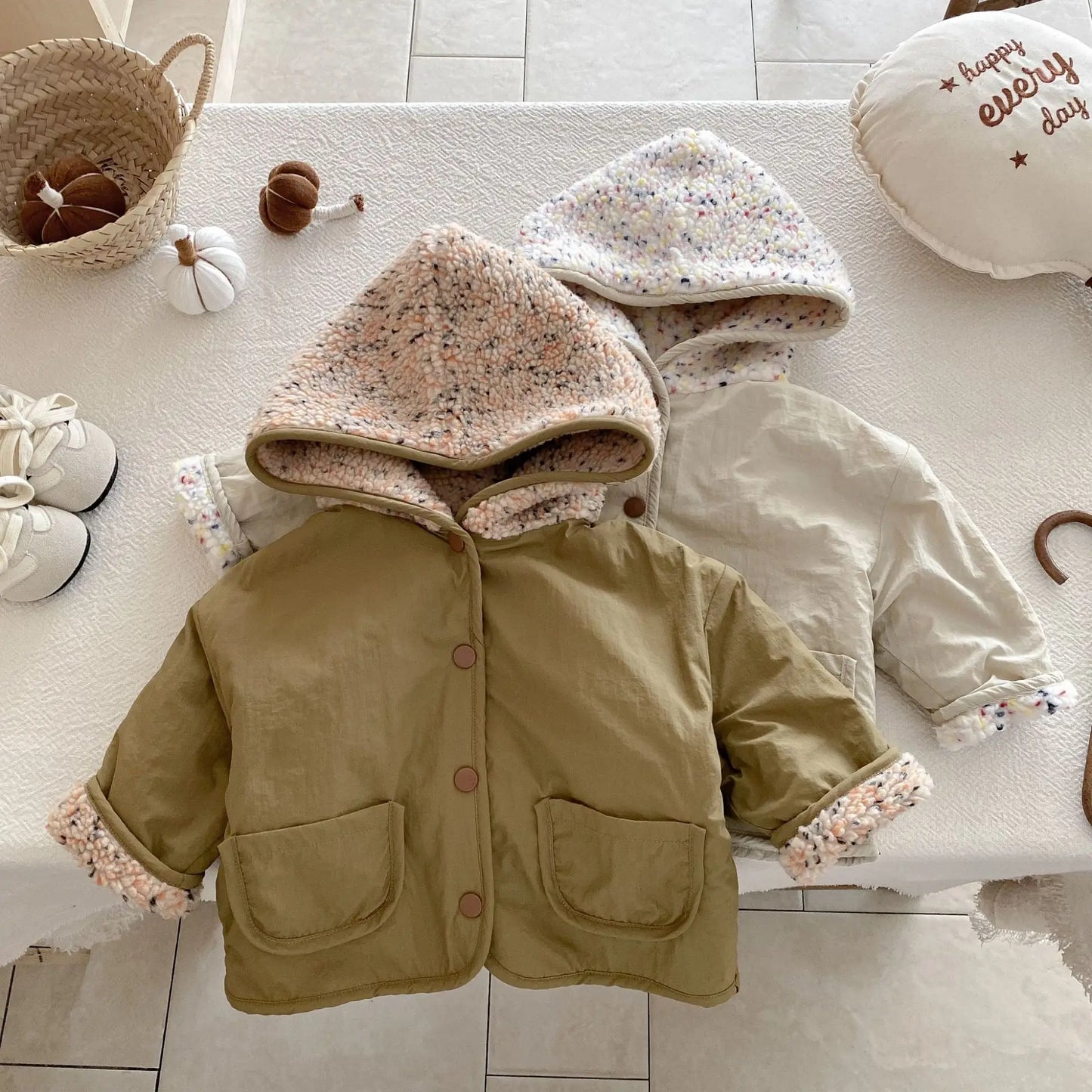 Kids Winter Jacket for Boy 1-6Y Girls Children's Coats Reversible Hooded Jacket Thickened Fleece Lined 2 Way Wear Warm Outerwear