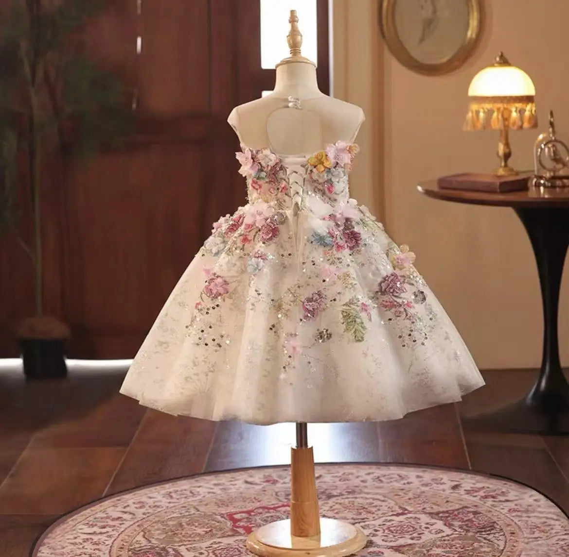 Customized Floral Evening Party Baby Girls Dress for Princess Luxury Handmade Pageant Flower Girl Birthday Style Beads Gowns