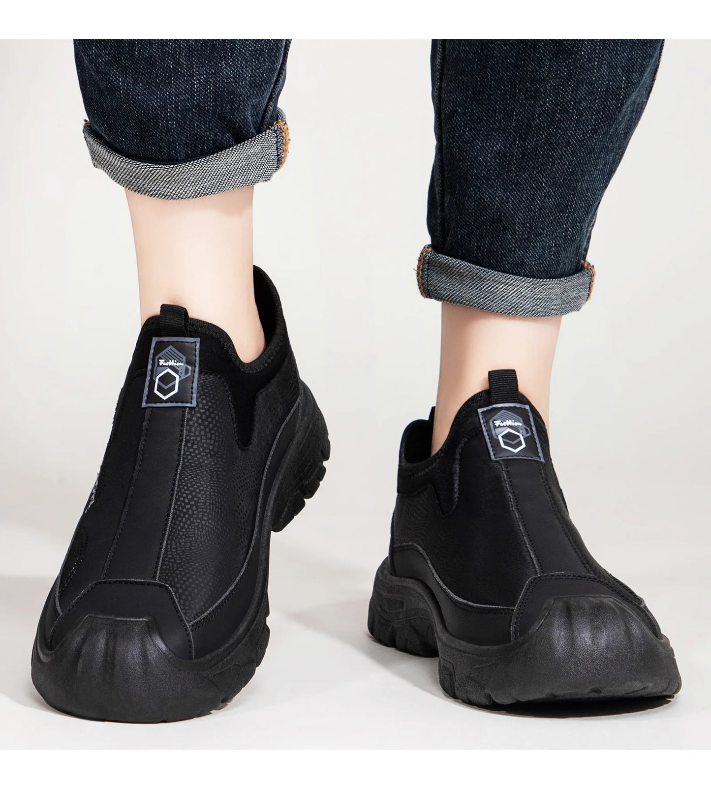 2025 New Men's Shoes Fashion Autumn Sports Shoes Anti slip Versatile Leisure Outdoor Hiking Men's Shoes