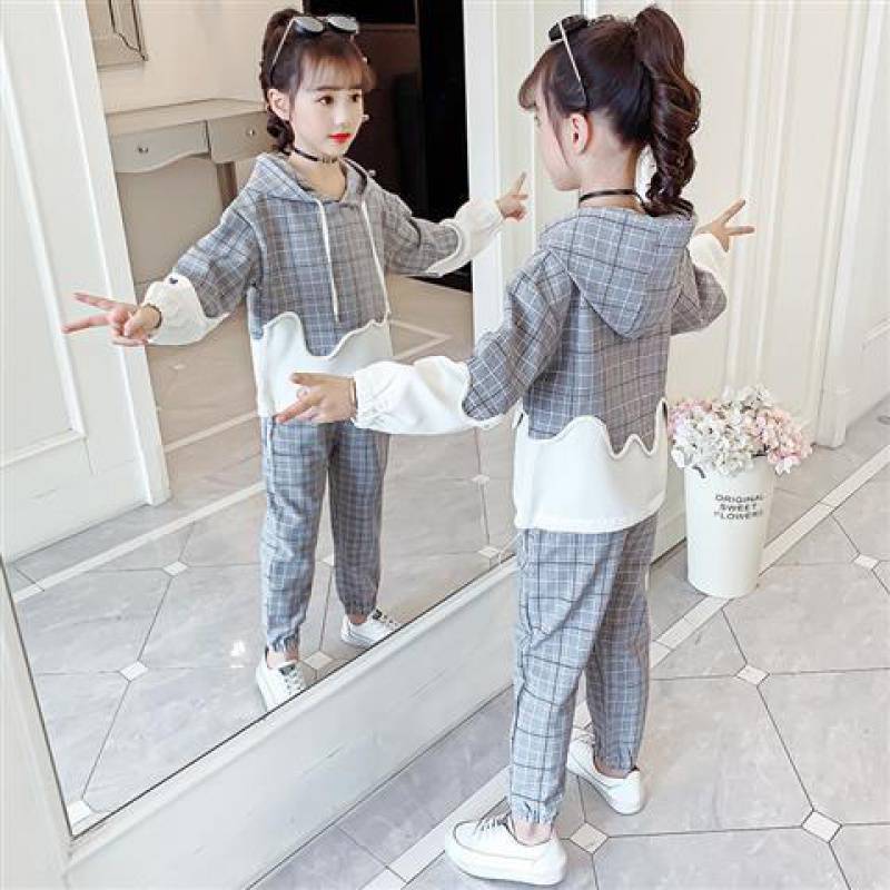 Fashionable Children's Plaid Sports And Leisure Suit