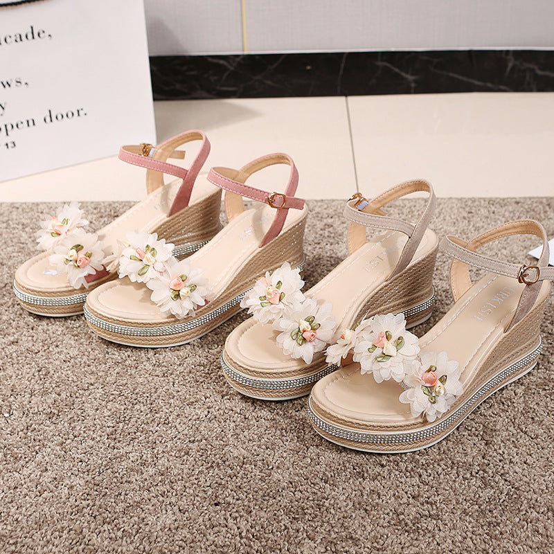 Muffin Wedge Beaded Flower Buckle Sandals
